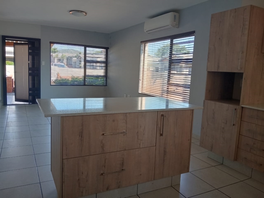 3 Bedroom Property for Sale in Waterkloof East North West